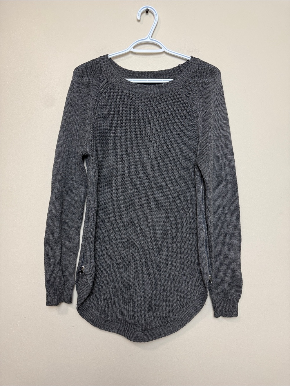 Papillon Cozy Grey Women's Knit Sweater with Side Zippers size M